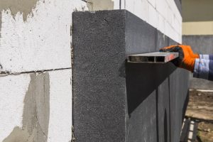 Hampa som isolering på husbygge